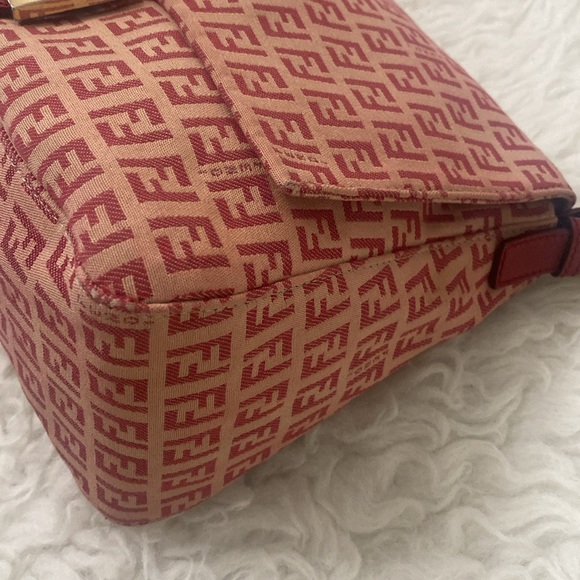 Fendi Vintage Mama Baguette Zuchino Beige Red Shoulder Bag - Picture 4 of 12